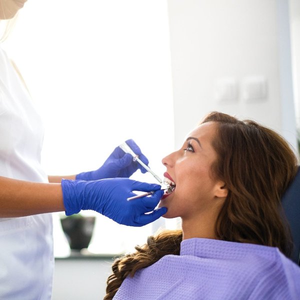 AirFlow tooth polishing in Shepperton